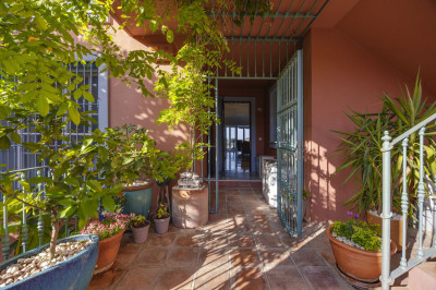 2 Bedroom Ground Floor Apartment in La Quinta - Image 5