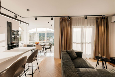 3 Bedroom Penthouse in La Quinta - Image 5