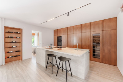 4 Bedroom Ground Floor Apartment in Nueva Andalucía - Image 3