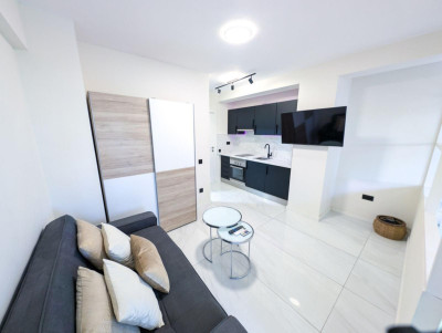 1 Bedroom Middle Floor Studio in Nueva Andalucía - Image 2