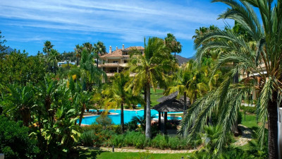 2 Bedroom Penthouse in Nueva Andalucía - Image 1