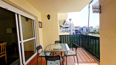 2 Bedroom Middle Floor Apartment in Nueva Andalucía - Image 4