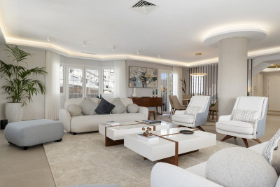 5 Bedroom Penthouse Duplex in Nueva Andalucía - Image 1