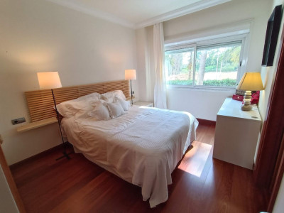 2 Bedroom Ground Floor Apartment in Puerto Banús - Image 4
