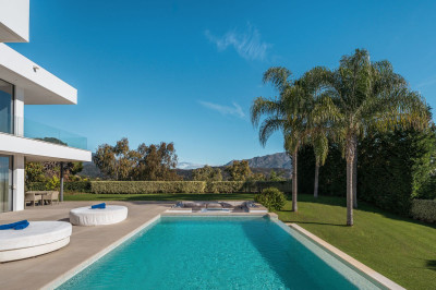 5 Bedroom Detached Villa in El Madroñal - Image 5