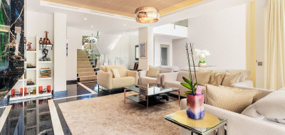 7 Bedroom Detached Villa in Nueva Andalucía - Image 4