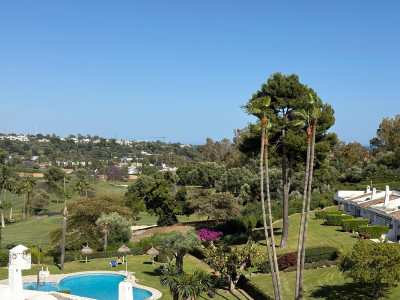 3 Bedroom Penthouse Duplex in Nueva Andalucía - Image 1