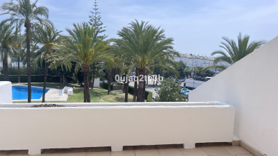 4 Bedroom Duplex in Nueva Andalucía - Image 2