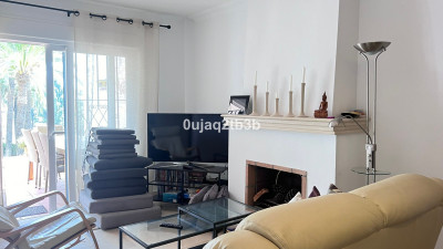 4 Bedroom Duplex in Nueva Andalucía - Image 3