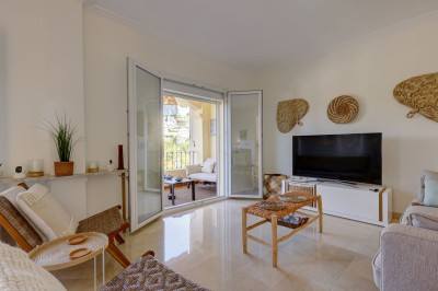 3 Bedroom Penthouse in La Quinta - Image 5