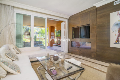 3 Bedroom Ground Floor Apartment in Nueva Andalucía - Image 4
