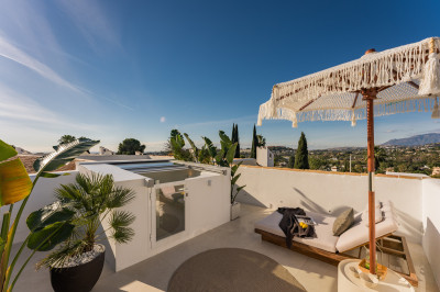 4 Bedroom Townhouse in Nueva Andalucía - Image 1