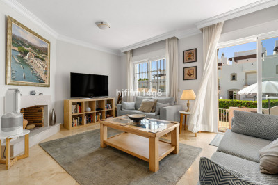 3 Bedroom Townhouse in Nueva Andalucía - Image 5