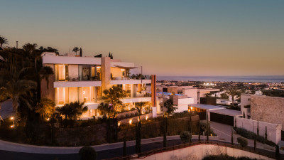 6 Bedroom Detached Villa in La Quinta - Image 1