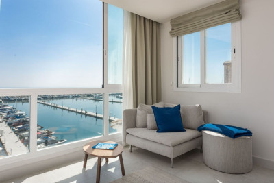 2 Bedroom Penthouse in Puerto Banús - Image 2