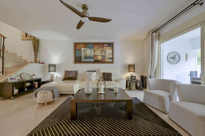 4 Bedroom Townhouse in Nueva Andalucía - Image 4