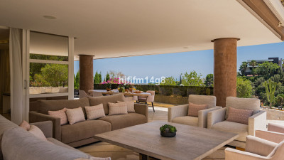 5 Bedroom Detached Villa in La Quinta - Image 5