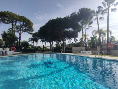 2 Bedroom Ground Floor Apartment in Puerto Banús - Image 1