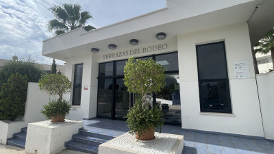 2 Bedroom Ground Floor Apartment in Nueva Andalucía - Image 1