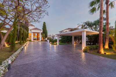 Villa 2000 - Image 2