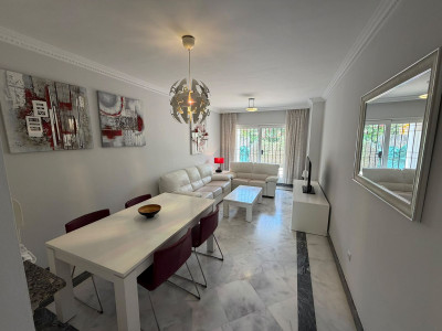 2 Bedroom Ground Floor Apartment in Nueva Andalucía - Image 3
