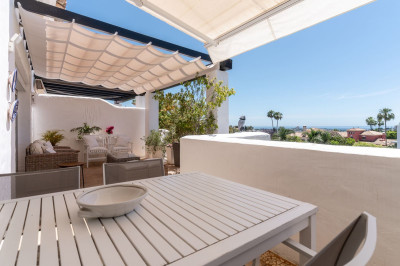 3 Bedroom Penthouse in Nueva Andalucía - Image 1