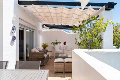 3 Bedroom Penthouse in Nueva Andalucía - Image 3