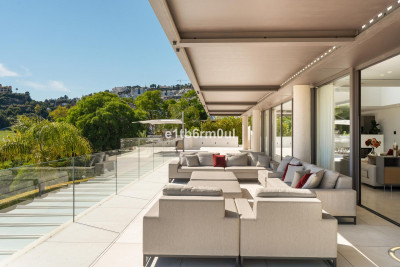5 Bedroom Detached Villa in La Quinta - Image 4