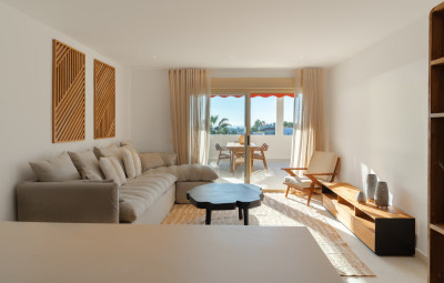 3 Bedroom Middle Floor Apartment in Nueva Andalucía - Image 2