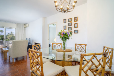 3 Bedroom Middle Floor Apartment in Nueva Andalucía - Image 4