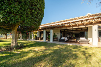 8 Bedroom Detached Villa in La Zagaleta - Image 4