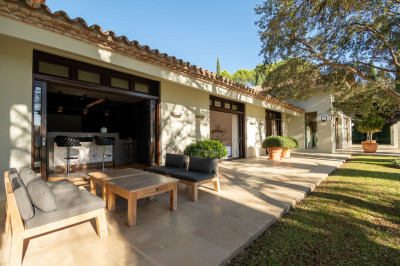 8 Bedroom Detached Villa in La Zagaleta - Image 5