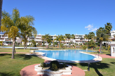2 Bedroom Penthouse in Nueva Andalucía - Image 1