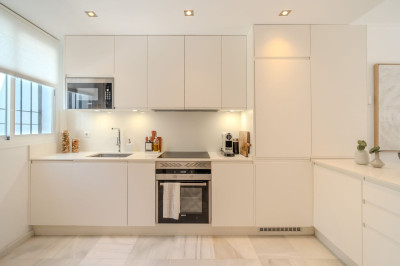 2 Bedroom Top Floor Apartment in Nueva Andalucía - Image 2