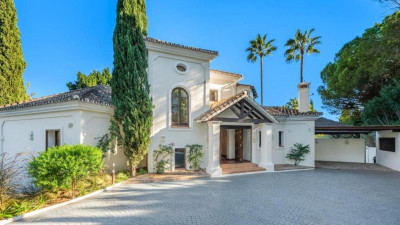 5 Bedroom Detached Villa in La Zagaleta - Image 1