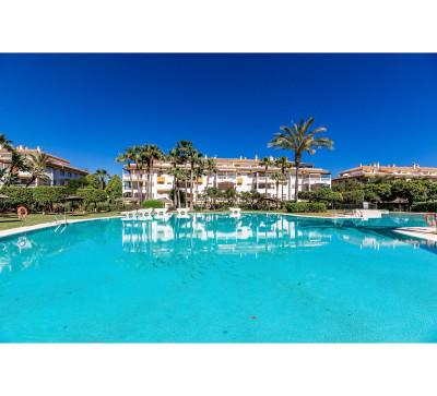 2 Bedroom Ground Floor Apartment in Nueva Andalucía - Image 1