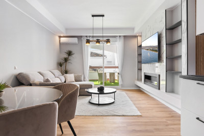 3 Bedroom Ground Floor Apartment in Nueva Andalucía - Image 2