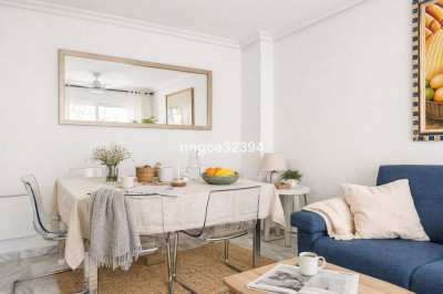 2 Bedroom Middle Floor Apartment in Puerto Banús - Image 1