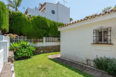 3 Bedroom Detached Villa in Nueva Andalucía - Image 4