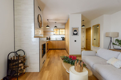 2 Bedroom Middle Floor Apartment in Puerto Banús - Image 2