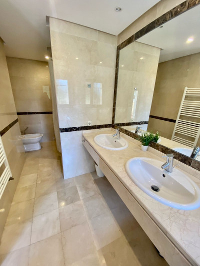 3 Bedroom Townhouse in Nueva Andalucía - Image 3