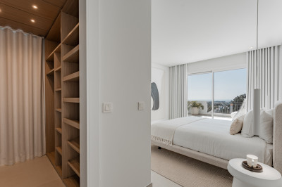 3 Bedroom Penthouse Duplex in La Quinta - Image 4
