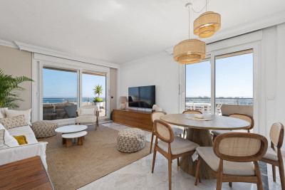 3 Bedroom Penthouse in Puerto Banús - Image 3