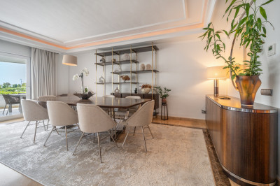 3 Bedroom Middle Floor Apartment in Puerto Banús - Image 3