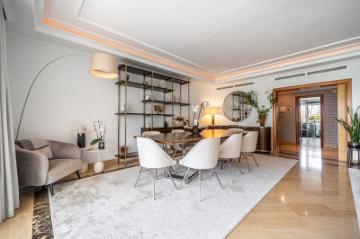 3 Bedroom Middle Floor Apartment in Puerto Banús - Image 4