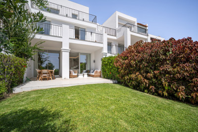 4 Bedroom Townhouse in La Quinta - Image 1