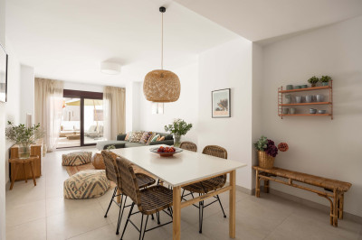 3 Bedroom Middle Floor Apartment in Nueva Andalucía - Image 4