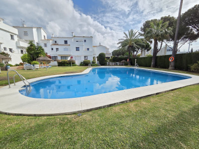 2 Bedroom Townhouse in Nueva Andalucía - Image 2
