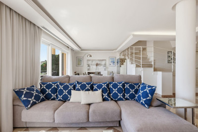 2 Bedroom Penthouse Duplex in Nueva Andalucía - Image 3