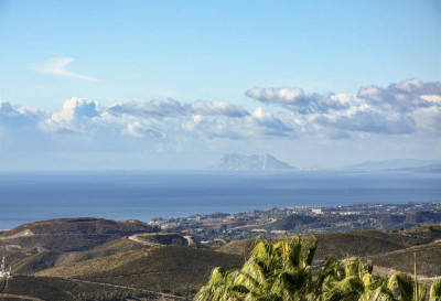 5 Bedroom Detached Villa in La Zagaleta - Image 3